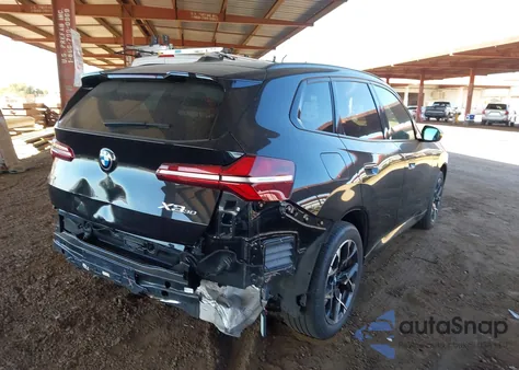 2025 BMW X3 30 xDrive z USA, uszkodzony, nr VIN 5UX53GP04S9099026